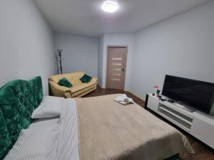 Яровиця 10 поверх з видом у двір