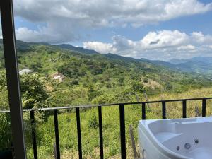 Divino Glamping Romantico Jacuzzi Villeta NUEVO