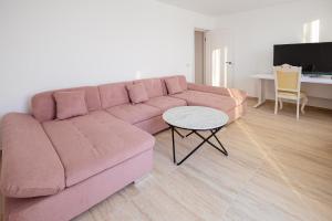 Apartments by Bog Flor