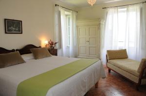 Chambre Lit King-Size - Vue sur Lac