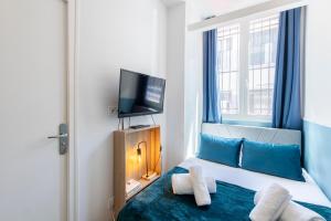Appartements Parisian Getaway for two in iconic Montmartre neighborhood : photos des chambres