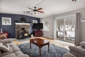 Dog-Friendly w Hot Tub, Fire Pit & River Access