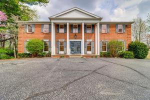 Sight See and Explore! Apt 7 Mi to Dtwn Toledo