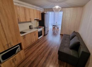 Яровиця 2 кімнати 4 поверх