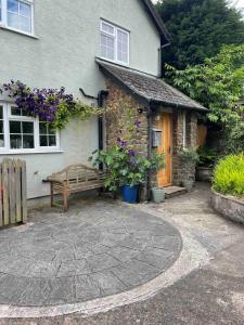 A Charming Cottage, Christow Dartmoor National Park