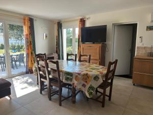 Maisons de vacances Maison familiale et conviviale proche ocean avec terrain de petanque : photos des chambres