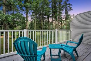 Golf & Coast Getaway 3BR Tranquil Retreat