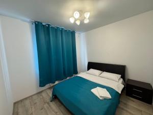 Чорновола,Порт Сіті