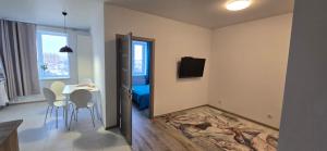 Чорновола,Порт Сіті