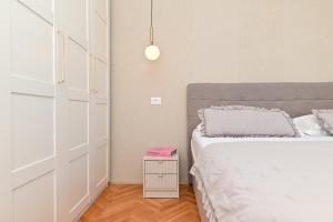 Villa Ines with Pool by the beach