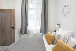 New Spacious & Central Home