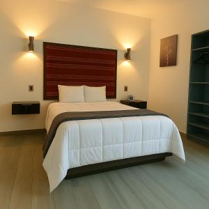 Hotel y Centro de Negocios YOEL