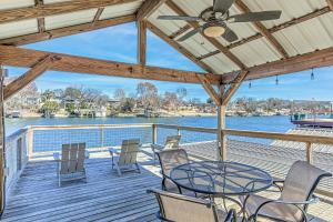 Two Docks on Riverside - 3hvězdičkové hotely ve městě Kingsland