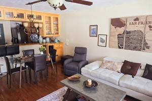 Cozy Lakeside Retreat - 4hvězdičkové hotely ve městě South Lake Tahoe