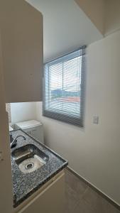 Loft slim 1 pessoa 100m do centro