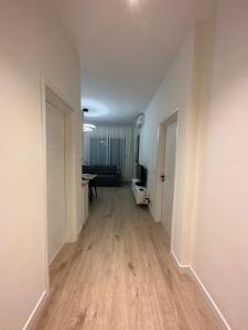 Captains Seaview Apartment