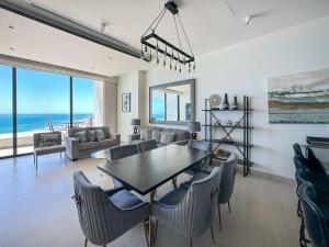 2BR Sandy Beach Beachfront Getaway