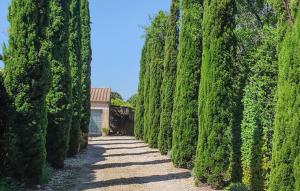 3 Bedroom Nice Home In Sanilhac-Sagries