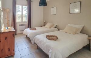 Maisons de vacances 3 Bedroom Nice Home In Sanilhac-Sagries : photos des chambres