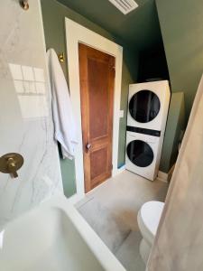 Downtown St. Pete 3BR β Pier + Vinoy pet-friendly