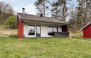 2 Bedroom Amazing Home In Degeberga - 3hvězdičkové hotely ve městě Degeberga