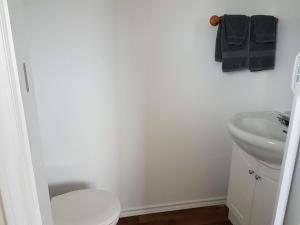 Whale Cove Suites
