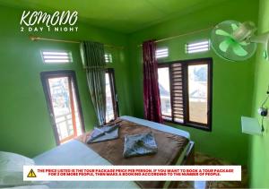 Komodo 2 Day 1 Night