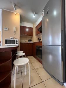 Dpto frente a la playa la Herradura con Piscina