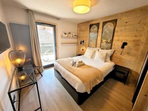 Appartement spacieux skis aux pieds, centre village, 8 pers, parking - FR-1-598-188