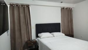 Nuevo Lanzamiento, Urbanizacion San Andres, frente a parque