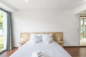 3BR Luxury Ocean Villas Pool Beachside