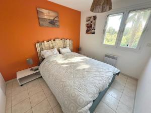 Pavillon 5 pers avec terrasse, piscine et parking privé - FR-1-781-94