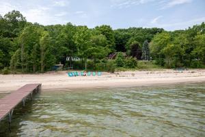 M22 & You Beach Sauna AC