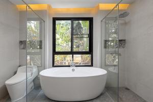 Golden Cotton Villa 3BR Lagoon View by GRF