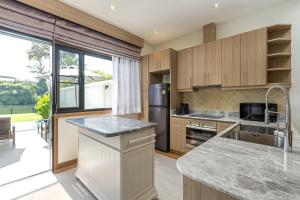 Golden Cotton Villa 3BR Lagoon View by GRF