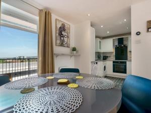 Pass the Keys Lovely 2 Bed2 Bath in City Centre Free Parking - 3hvězdičkové hotely ve městě Belfast