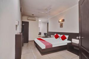 Hotel O JK INN