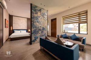 Tam Coc Center Luxury Hotel