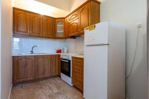 Vrysoula beach apartment