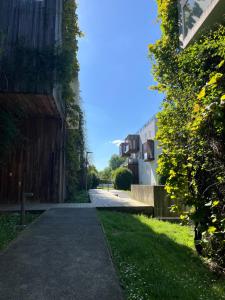 Appartements La Pessacaise conviviale Nice friendly apartment with Terrace Pessac Bordeaux : photos des chambres