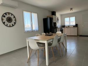 Villas Les Photinias : photos des chambres