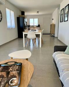 Villas Les Photinias : photos des chambres