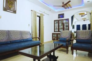 4BHK Independent Garden Villa, heart of the city