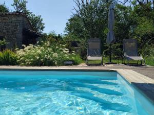 Maisons de vacances A deux pas de St Cirq Lapopie , Gite des Murets de l'isa : Maison 3 Chambres