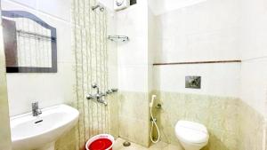 Premium Sea View- Hotel T# B# Resort !Puri, Near Sea Beach And Jagannath Temple, Fully Air conditioned Rooms With Wifi And Restaurant & Lift and Parking Facilities,BEST STAY IN PURI