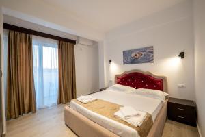 Double Room with Balcony room in Villa Nertili
