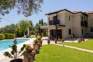 Eco Stone Villa with Private Pool and Jacuzzi