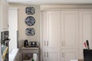 Large Open Plan Cottage with Balcony BBQ Area