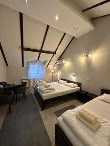 Apartments & Accommodation Stojic