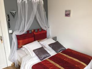 Hotels Hostellerie Normande : photos des chambres